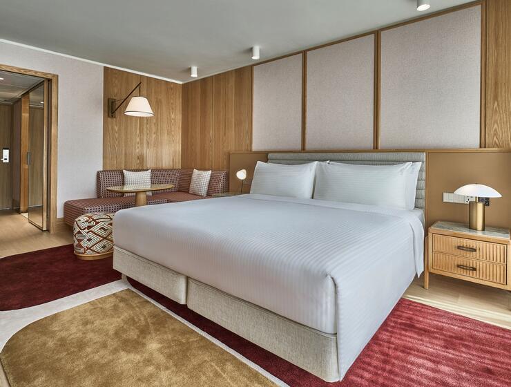 Premium Room King Bed